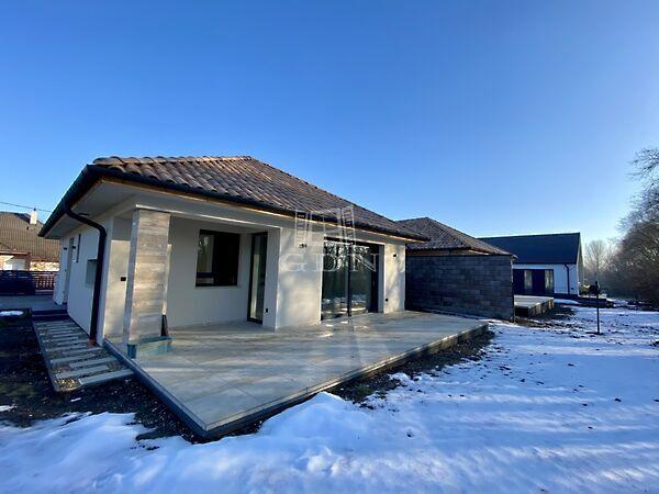 Újépítésű, kiváló, Herceghalom képe