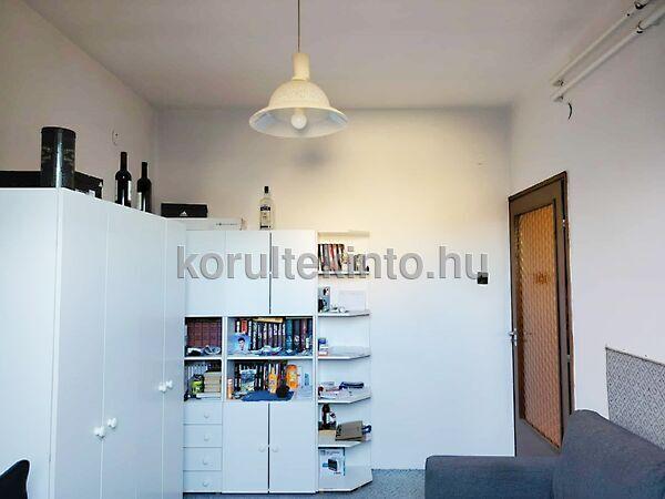 Nuszbek, Gyula 2. képe