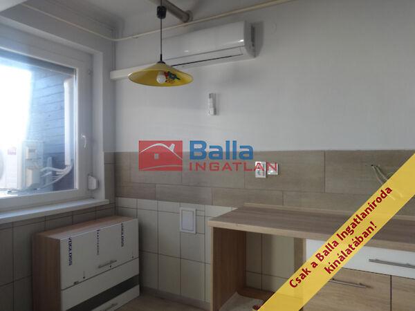 Babits Mihály (Bagolyvár), Tiszakécske 2. képe