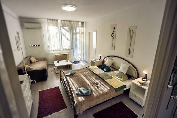 Angol, Budapest, XIV. kerület 3. képe