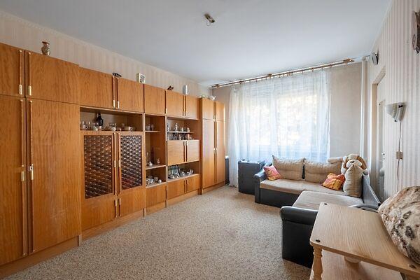 Ifjúság, Tatabánya képe