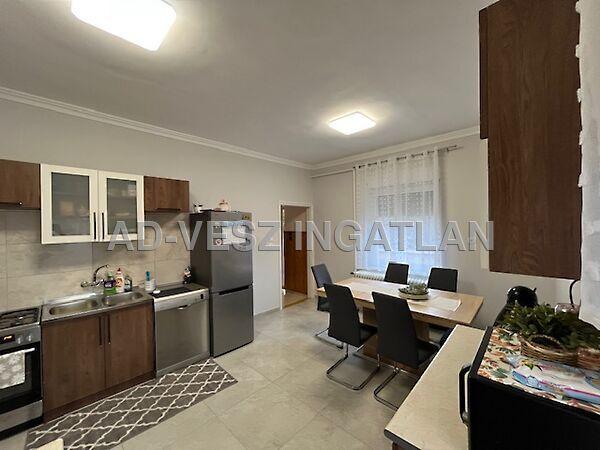 Újhartyán 2. képe