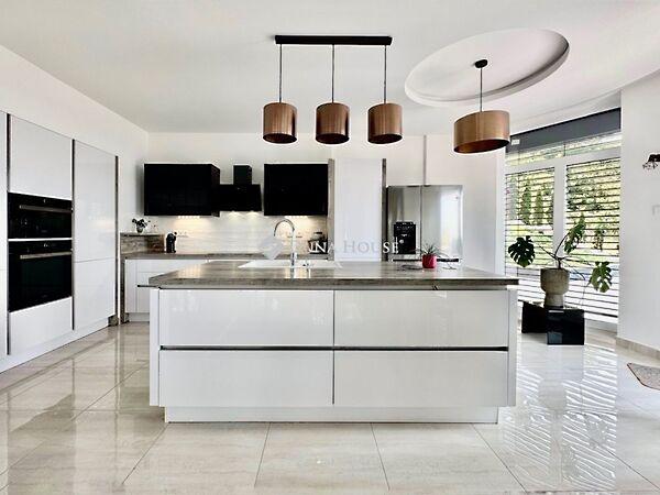 Kisszkókó, Pécs képe