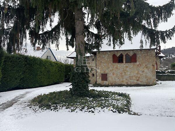 Templom tér , Solymár képe