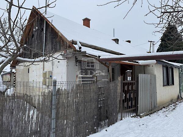 Kossuth, Lovasberény képe