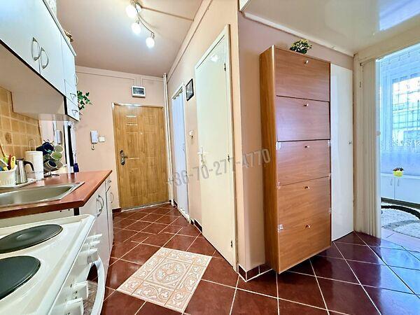 Táncsics, Oroszlány 2. képe