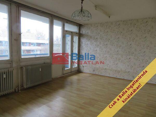 Kossuth tér, Budapest, XIX. kerület 3. képe