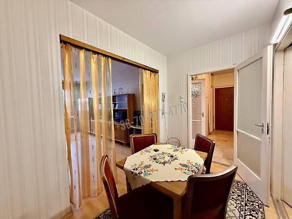 Népek barátsága, Oroszlány 3. képe