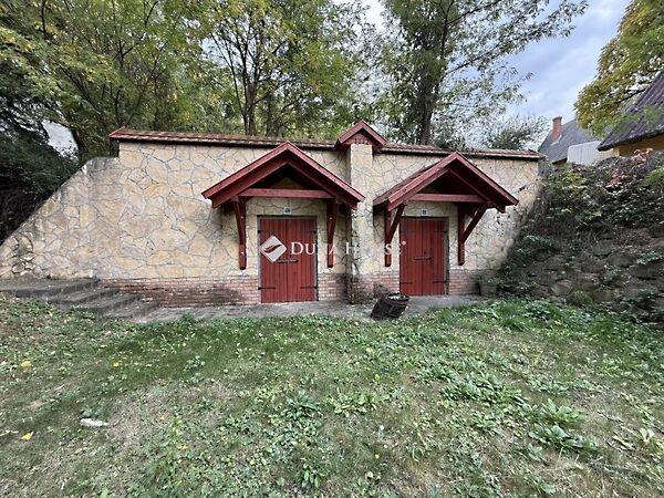 Munkácsy, Nyergesújfalu 2. képe