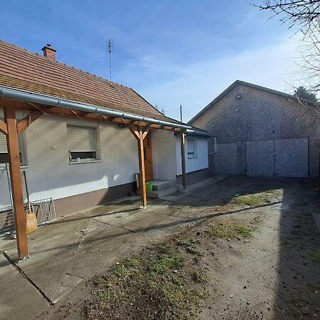 Judit Ingatlan és, Monor 3. képe