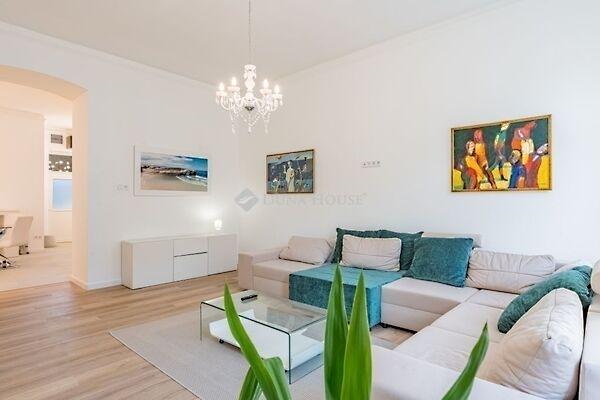 Király, Budapest, VI. kerület 3. képe