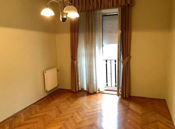 Kossuth Lajos utca 2, Várpalota 3. képe