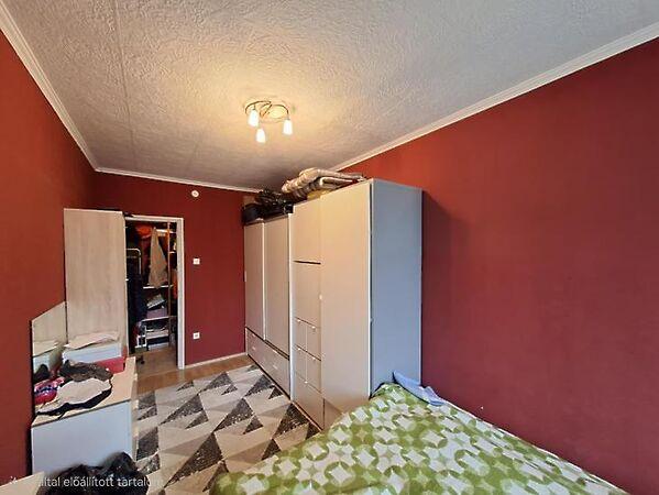 Jókai Mór, Budapest, XVI. kerület 3. képe