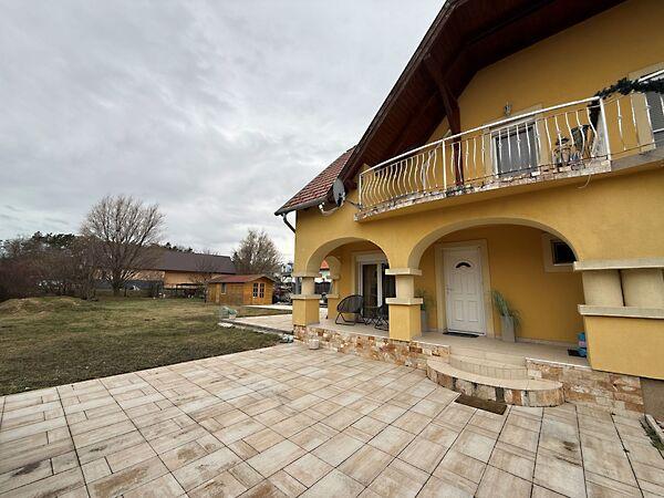 Balatonszőlős 2. képe