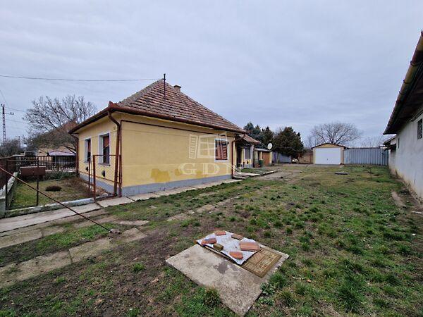 Közkedvel, Tura 3. képe