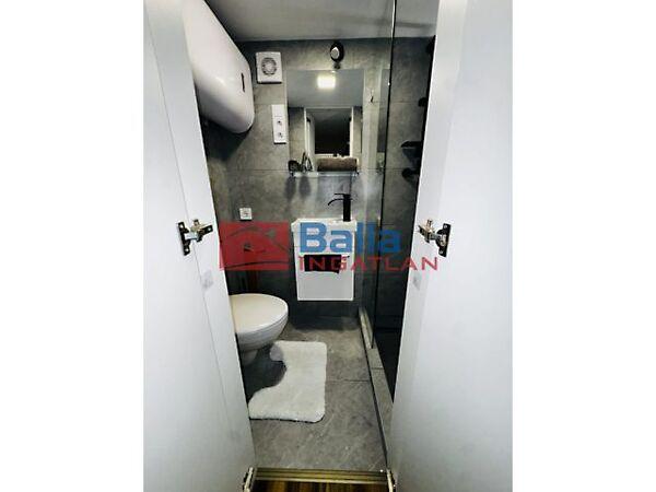 Blaha Lujza tér, Budapest, VII. kerület 2. képe