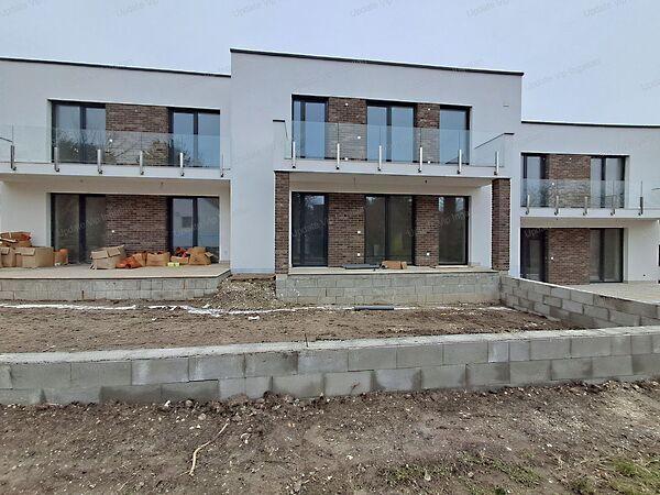 Balatonakarattya képe