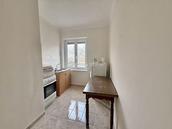 Vörösmarty Mihály, Komló 2. képe