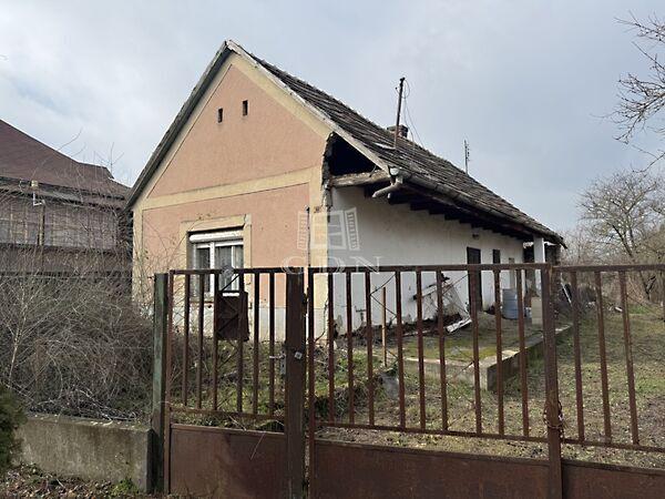 Jakabi, Sárosd képe