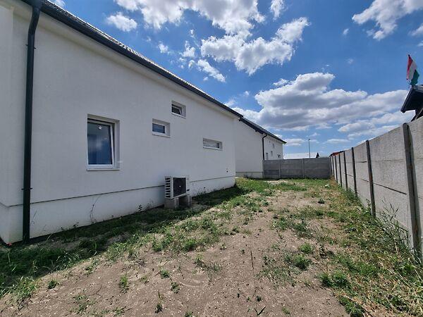 Vadvirág u. 11, Levél 3. képe