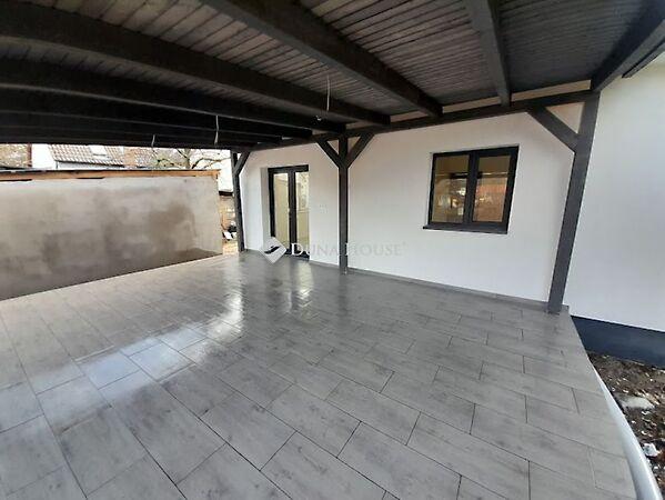 Erzsébet, Gyula 2. képe