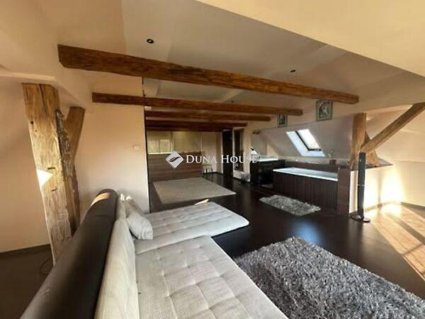 Gyöngyvirág, Pécs 2. képe