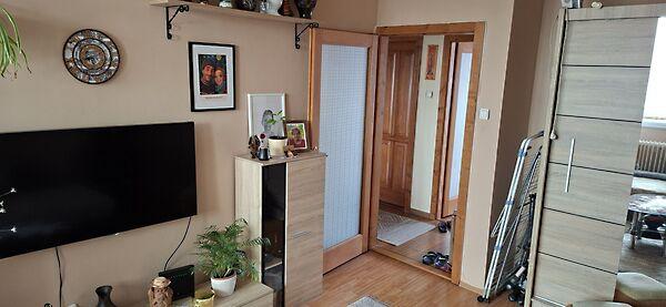 Táncsics Mihály  út, Oroszlány 3. képe