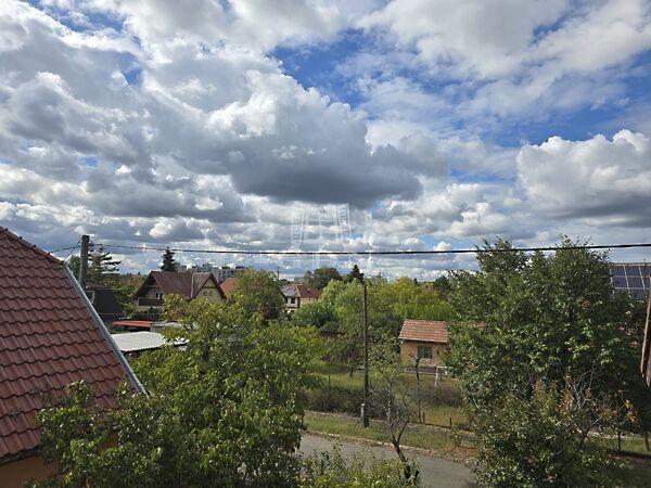 Rákoskeresztúron két generációs, Budapest, XVII. kerület képe