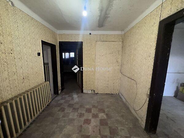 Losonczi, Bicske 3. képe