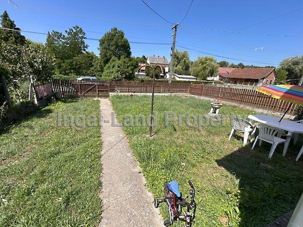 Eszteregnye 2. képe