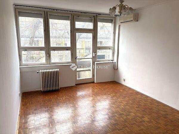 Aradi vértanúk, Esztergom 3. képe