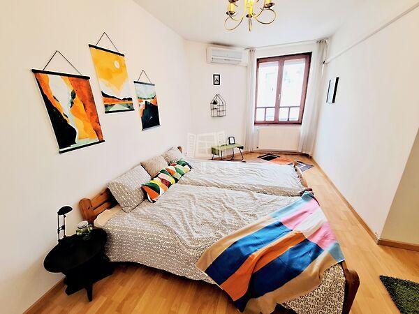 Angyal, Budapest, IX. kerület 3. képe