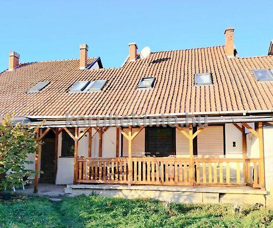 Nuszbek, Gyula képe