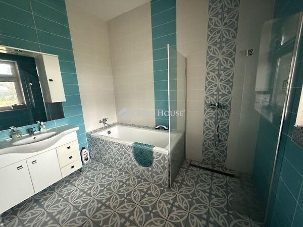 Visegrádi, Esztergom 2. képe