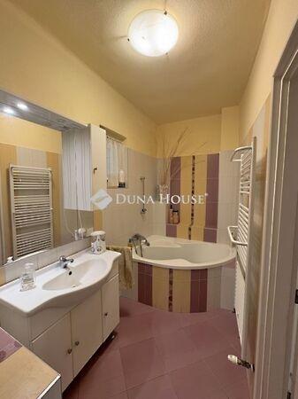 Kőrózsa, Budapest, II. kerület 3. képe