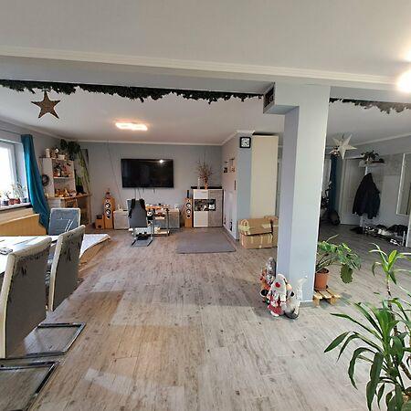 Judit Ingatlan és, Monor képe