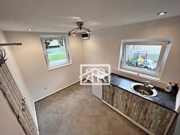 Alkotmány, Deszk 3. képe