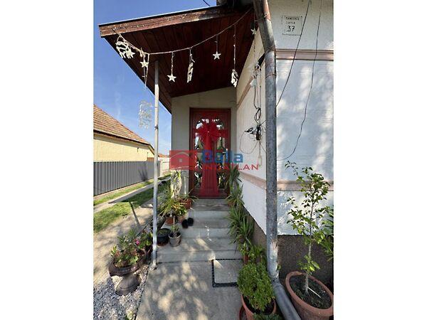 táncsics mihály utca, Iváncsa 2. képe