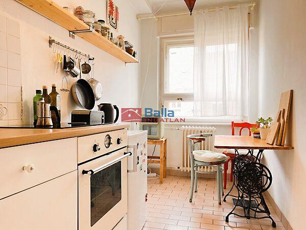 Attila, Budapest, I. kerület 3. képe