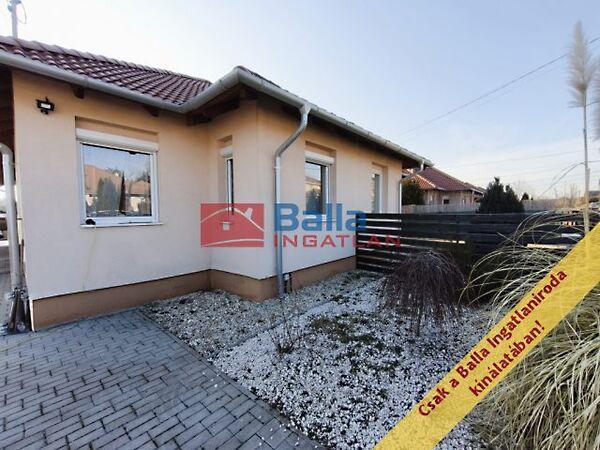 Móra Ferenc utca, Kistarcsa 3. képe