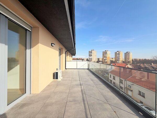 Tinódi Lantos Sebestyén, Szombathely 3. képe