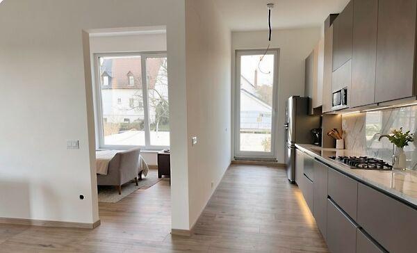 Knézich Károly, Vecsés 2. képe