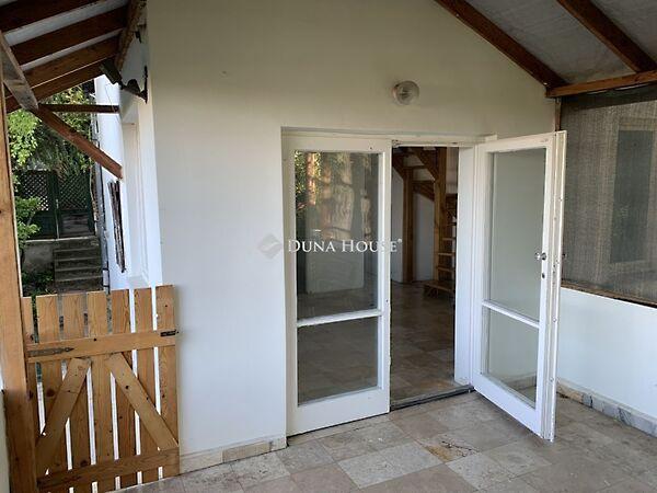 Százszorszép, Pomáz 2. képe