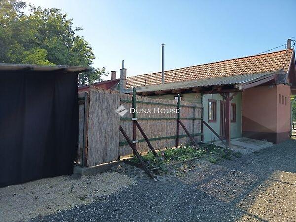 Alsóráda, Bugyi 3. képe