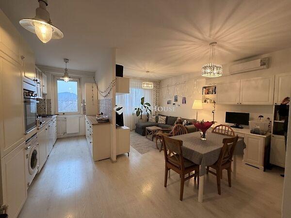 Harang, Budapest, III. kerület 2. képe