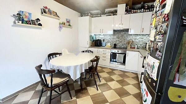 Meggyeskovácsi 3. képe