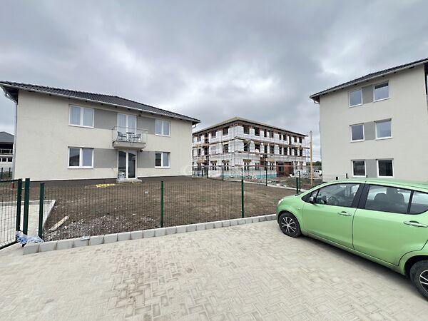 Mendei Lakópark, D. épület I.em., Mende képe