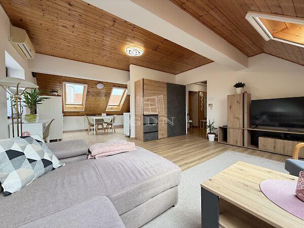 Püspök, Székesfehérvár képe