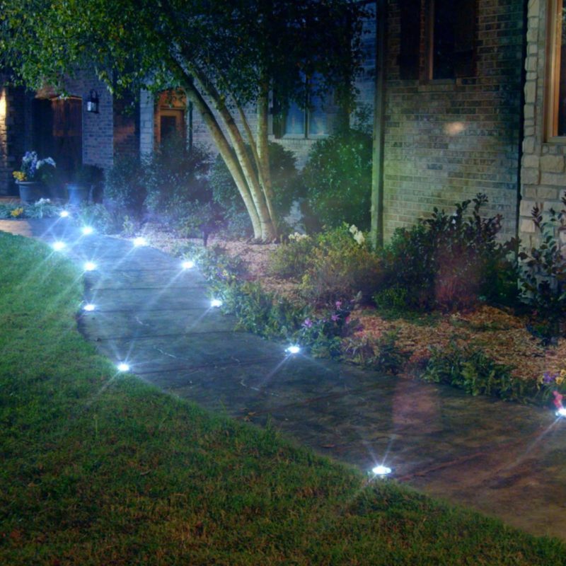 Kerti ösvény menti világítás