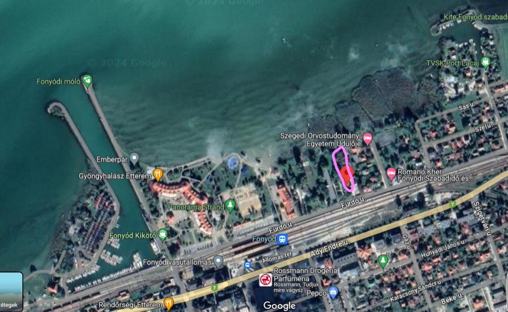 fonyódi üdülő saját vízparttal